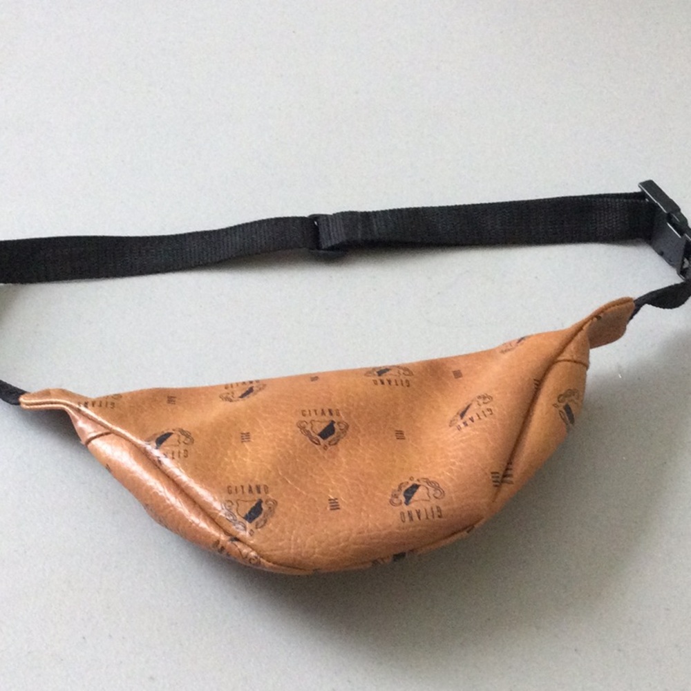 RARE Vintage Gitano Fanny Pack - Picture 4 of 5